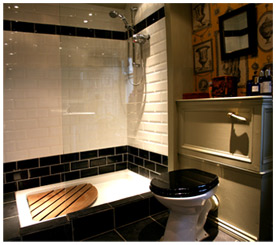 Deluxe shower room